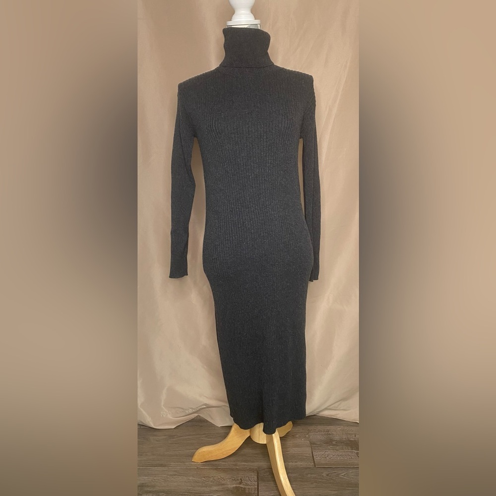 Everlane XS Gray Sweater Dress